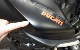 DUCATI MONSTER 937 +