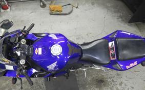 HONDA CBR1000RR 2005 SC57