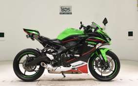 KAWASAKI ZX-25R 2018 ZX250E