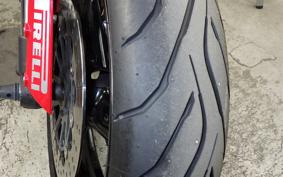 DUCATI MONSTER 696 2010