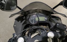 YAMAHA YZF-R25 RG10J