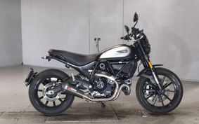 DUCATI  DUCATI  SCRAMBLER  ICON  KC04AA