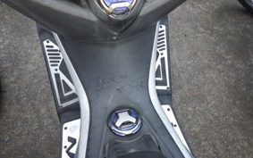 YAMAHA N-MAX SE86J