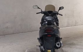 YAMAHA MAJESTY 125 SE27