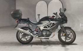 HONDA VTR 250 F MC33