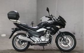 SUZUKI GSR250S GJ55D