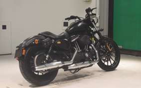 HARLEY XL883N