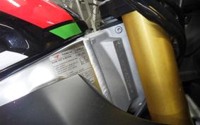APRILIA TUONO V4 1100 2021