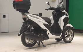 YAMAHA TRICITY 125 SE82J