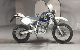 SUZUKI DJEBEL250XC SJ45A