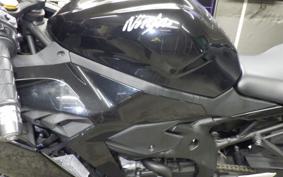 KAWASAKI ZX-25R 1982 ZX250E