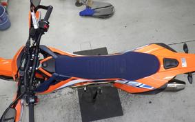 KTM 690 SMC R 2025