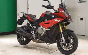 BMW S1000XR 2015
