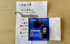 YAMAHA T-MAX 560 TECHMAX ABS 2023 SJ19J