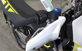 HUSQVARNA 701SM 2025