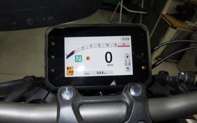 HONDA CB650R E-Clutch 2025 RH17