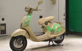VESPA 946 DRAGON 2014