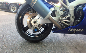 YAMAHA YZF-R1 2000 RN04