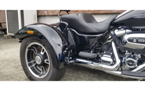 HARLEY FLRT 2017 MCC