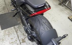 TRIUMPH ROCKET III ストームR 2026