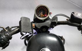 HARLEY XL883N 2011 LE2