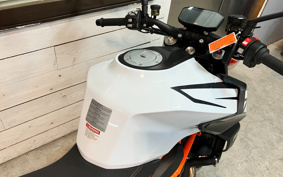KTM 1290 SUPER DUKE R 2020 V3940