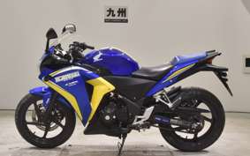 HONDA CBR250R A 2016 MC41