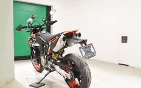 DUCATI HYPERMOTARD698 2024