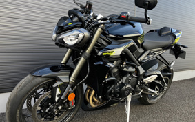 TRIUMPH STREET TRIPLE 765R 2024 HDA614
