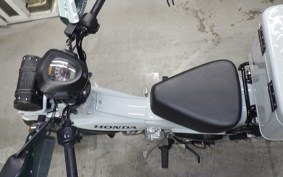 HONDA ｸﾛｽｶﾌﾞ110-3 2015 JA60
