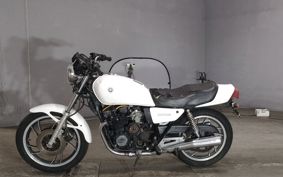 YAMAHA XJ550 4V8