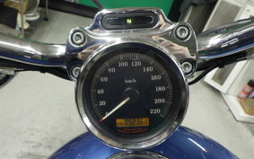 HARLEY XL1200C 2004