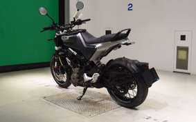 HUSQVARNA SVARTPILEN 401 2021