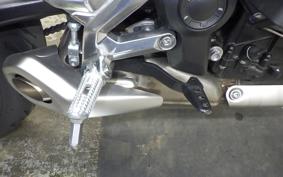TRIUMPH TRIDENT 660 2024