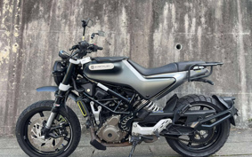 OTHER HUSQUARNA SVARTPILEN 250