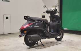 YAMAHA ﾌｧｯｼｰﾉ125ﾊEVEﾘｯﾄﾞ