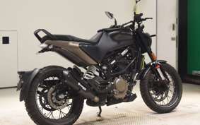 HUSQVARNA SVARTPILEN 125