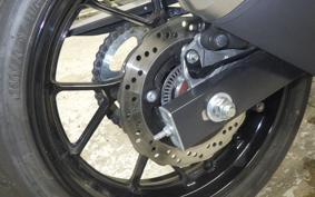 SUZUKI GSX250 R 2001