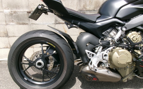 DUCATI  DUCATI  STREET  FIGHTER V4S 2021 1F00