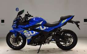 SUZUKI GSX250RA