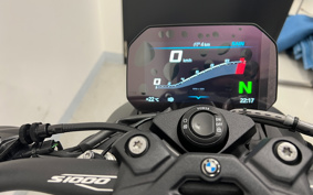 BMW S1000R 2025 0P31