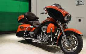 HARLEY FLHTCUSE 1800CVO 2011