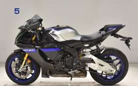 YAMAHA YZF-R1 M 2023 RN65J