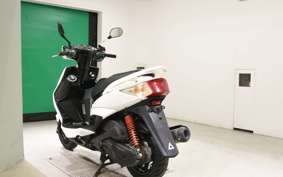 YAMAHA CYGNUS 125 XSR 2 2001 SE44J