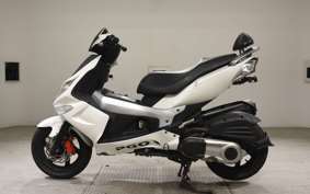 PGO G-MAX220