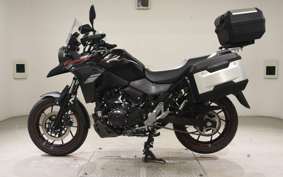 SUZUKI Vｽﾄﾛｰﾑ250A 2021