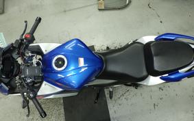 SUZUKI GIXXER 250 SF