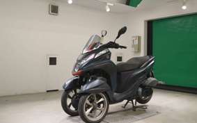 YAMAHA TRICITY 125 SE82J