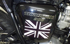 TRIUMPH THRUXTON 900 2010