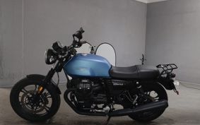 OTHER  MOTO GUZZI V7 3 STONE  2017 LD